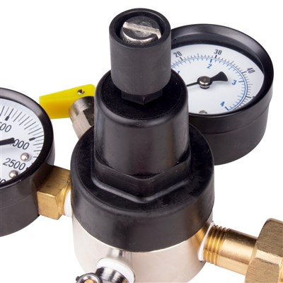 CO2 Regulator w/ Pressure Relief Valve, Dual Gauge by CMBecker (Alternate View 3)