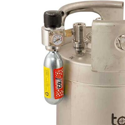 Torpedo Keg CO2 Regulator & Quick Disconnect (Alternate View 2)