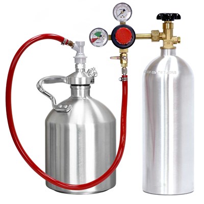 Sparkling Water Maker w/ Carbonation Cap & CO2 Tank / Sparkling Water Maker w/ Carb Cap & CO2 Tank